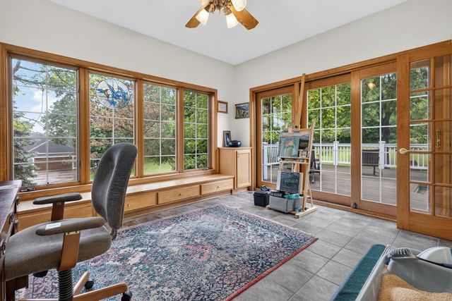 1411 Windy Knoll DRIVE, Hubertus, WI 53033