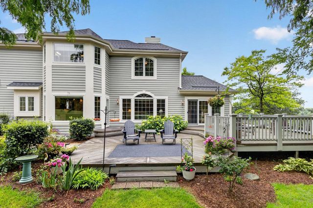 1411 Windy Knoll DRIVE, Hubertus, WI 53033