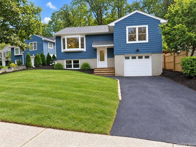 82 Ocean Avenue, Northport, NY 11768