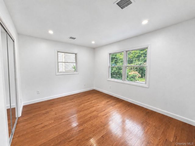 82 Ocean Avenue, Northport, NY 11768