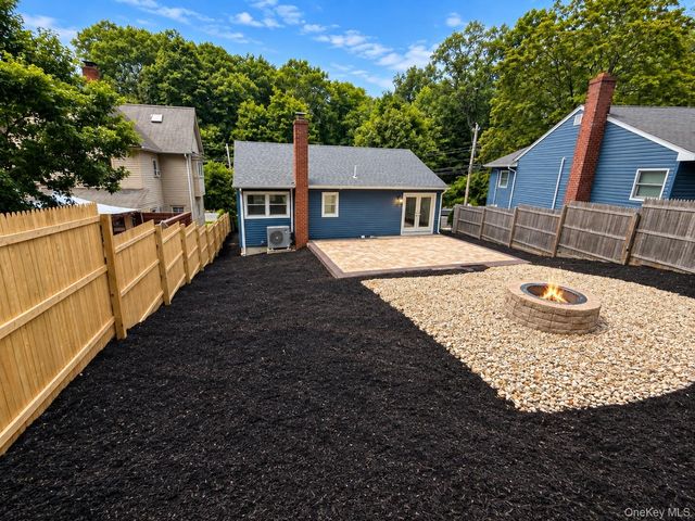 82 Ocean Avenue, Northport, NY 11768