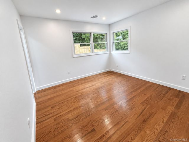82 Ocean Avenue, Northport, NY 11768