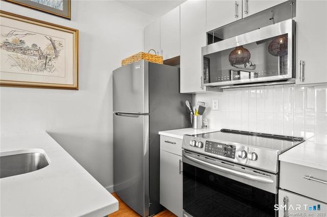 881 Lafayette Boulevard 1D, Bridgeport, CT 06604