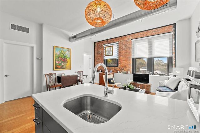 881 Lafayette Boulevard 1D, Bridgeport, CT 06604