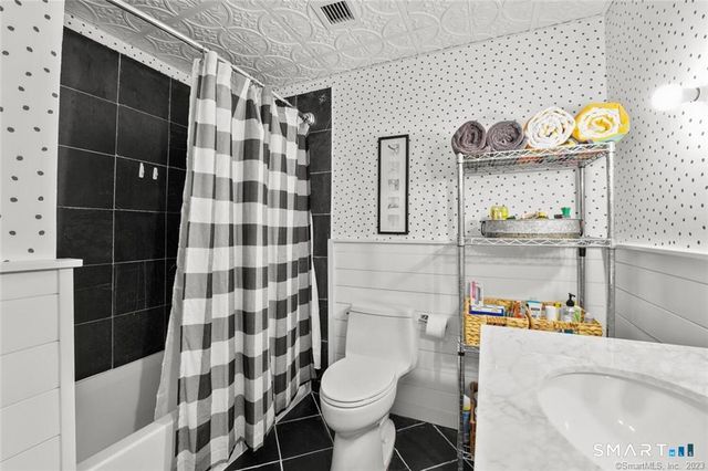 881 Lafayette Boulevard 1D, Bridgeport, CT 06604