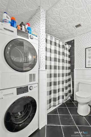 881 Lafayette Boulevard 1D, Bridgeport, CT 06604