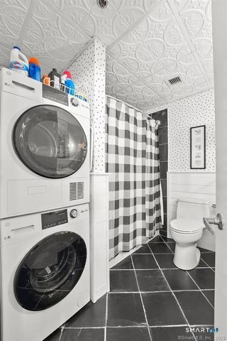 881 Lafayette Boulevard 1D, Bridgeport, CT 06604