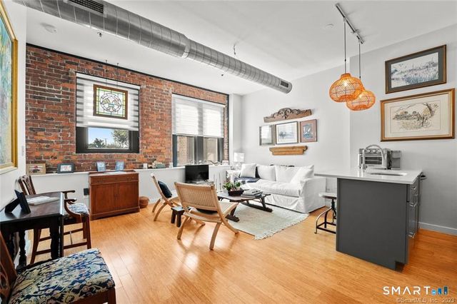 881 Lafayette Boulevard 1D, Bridgeport, CT 06604