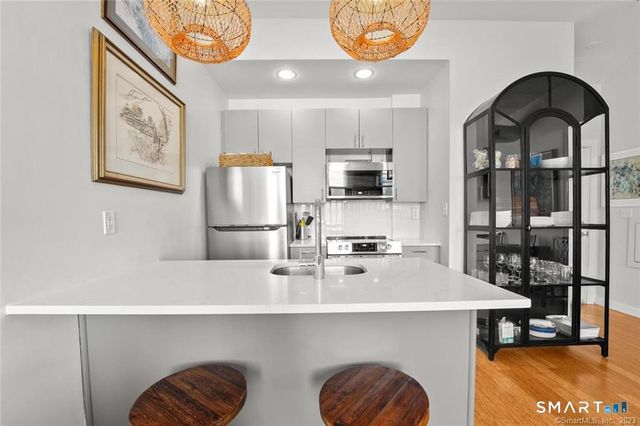 881 Lafayette Boulevard 1D, Bridgeport, CT 06604