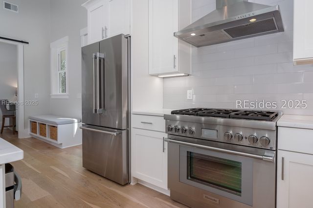 2 Thunderstorm Ln, Bluffton, SC 29910