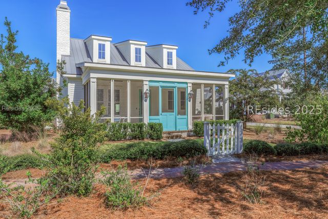 2 Thunderstorm Ln, Bluffton, SC 29910