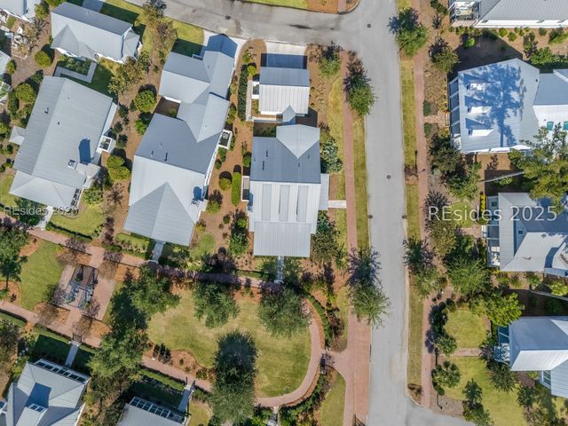 2 Thunderstorm Ln, Bluffton, SC 29910