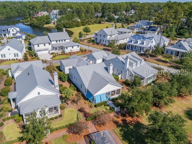 2 Thunderstorm Ln, Bluffton, SC 29910