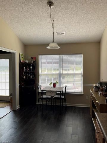 705 eagle point Drive, Kernersville, NC 27284