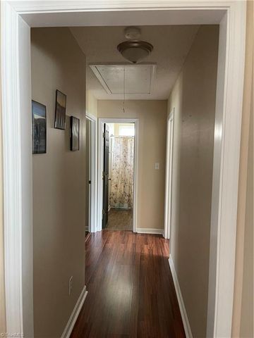 705 eagle point Drive, Kernersville, NC 27284