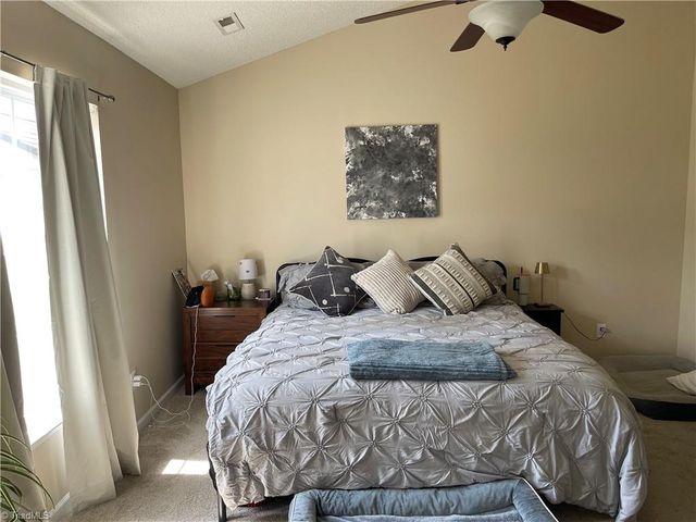 705 eagle point Drive, Kernersville, NC 27284