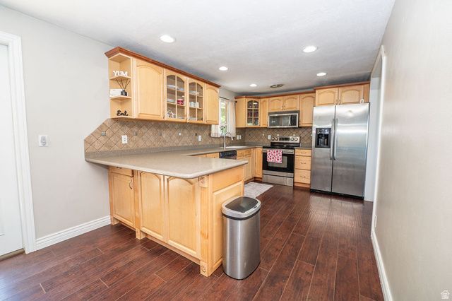 781 LAVINA DR, South Ogden, UT 84403