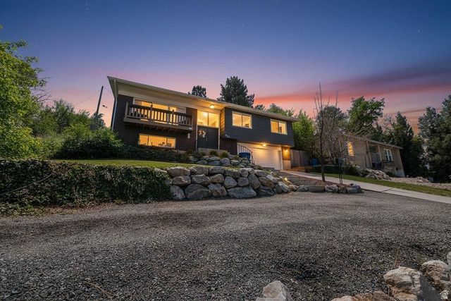 781 LAVINA DR, South Ogden, UT 84403