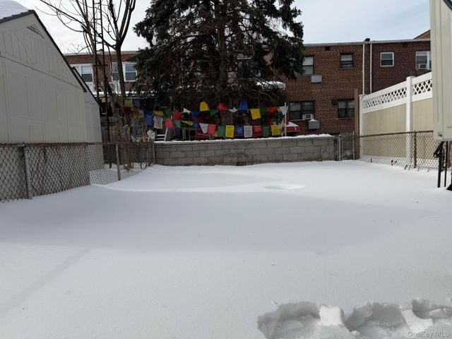 48-10 66th Street, Woodside, NY 11377