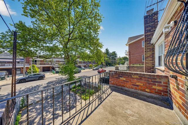 48-10 66th Street, Woodside, NY 11377