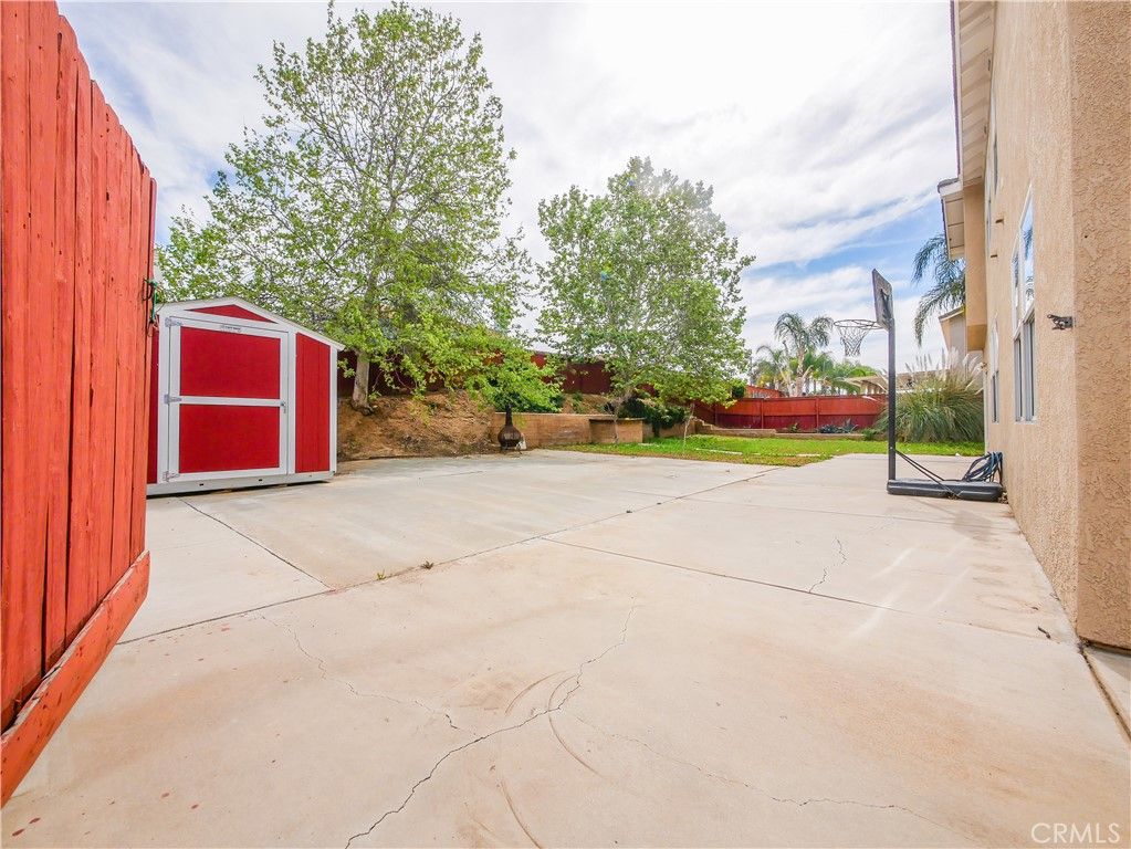 Image 20 of property listing at 9334 Meadow Lane, Riverside, CA 92508