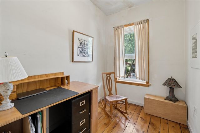 10 Eldridge Pl, Chelsea, MA 02150
