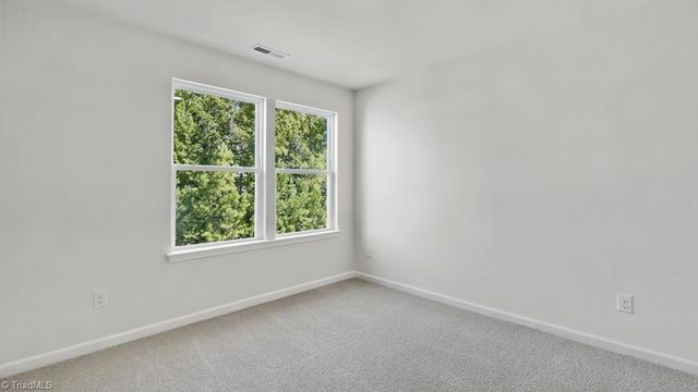 1564 Amberview Lane, Kernersville, NC 27284