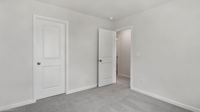 1564 Amberview Lane, Kernersville, NC 27284