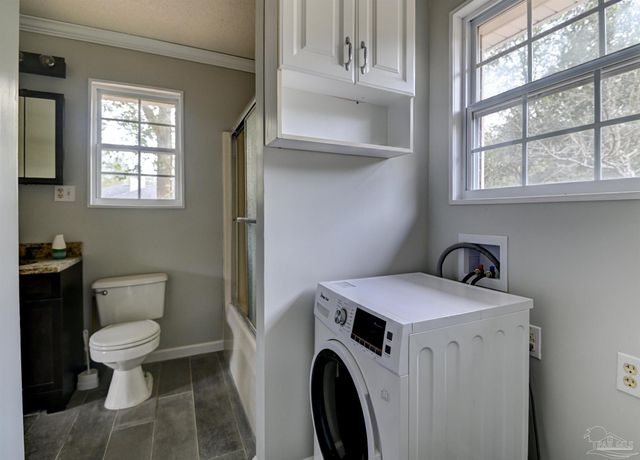 5755 Azalea Ave, Milton, FL 32570