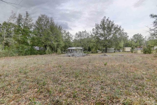 5755 Azalea Ave, Milton, FL 32570