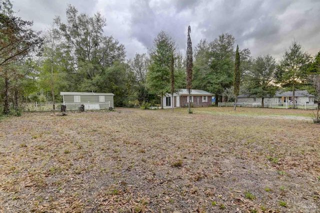 5755 Azalea Ave, Milton, FL 32570