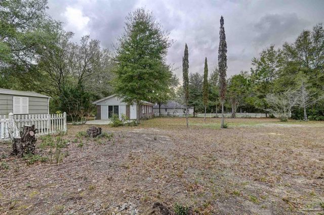 5755 Azalea Ave, Milton, FL 32570