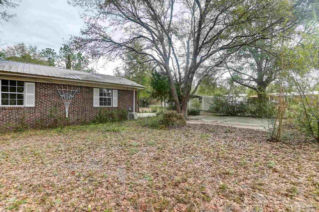 5755 Azalea Ave, Milton, FL 32570