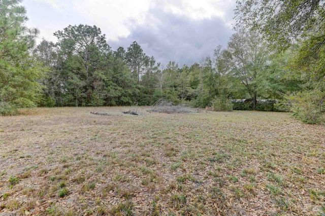 5755 Azalea Ave, Milton, FL 32570