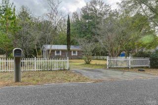 5755 Azalea Ave, Milton, FL 32570