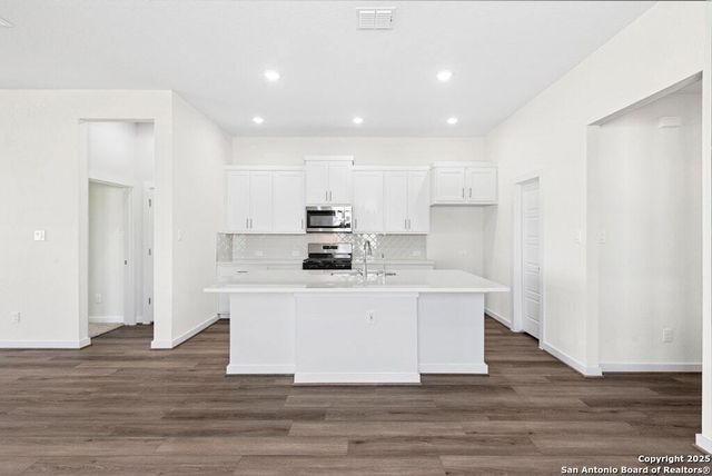 15331 Twin Canyon, San Antonio, TX 78247