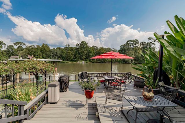 17534 Summerfield Rd North, Prairieville, LA 70769