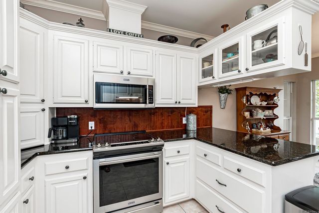 17534 Summerfield Rd North, Prairieville, LA 70769