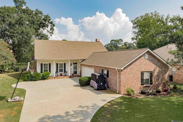 17534 Summerfield Rd North, Prairieville, LA 70769