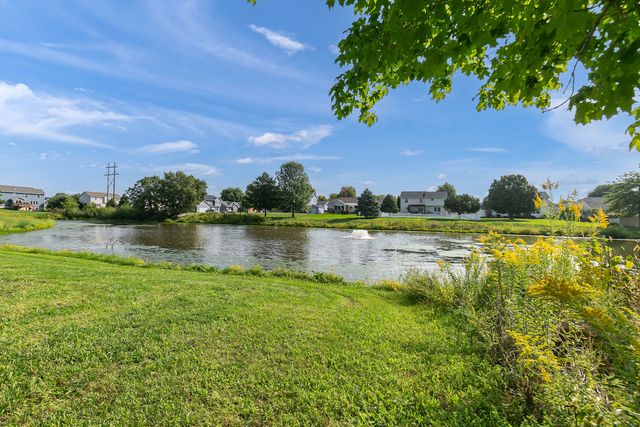 2011 E 59th Court, Davenport, IA 52807