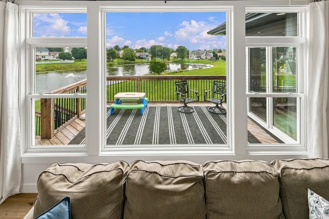2011 E 59th Court, Davenport, IA 52807