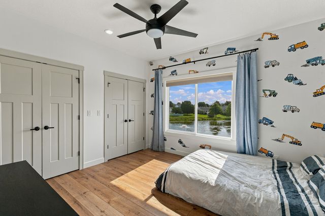 2011 E 59th Court, Davenport, IA 52807