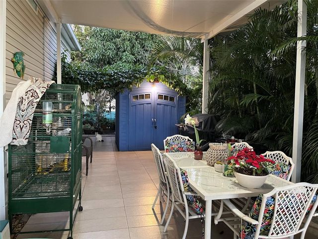 1890 SW 83rd Terrace, Davie, FL 33324