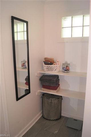 818 Meads RD, Norfolk, VA 23505