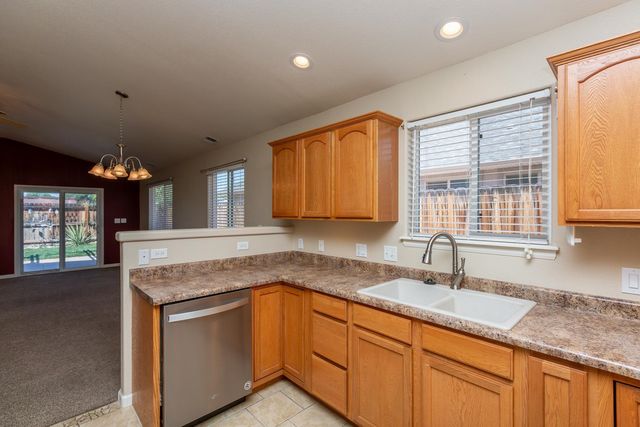 555 Acacia Avenue, Grand Junction, CO 81504