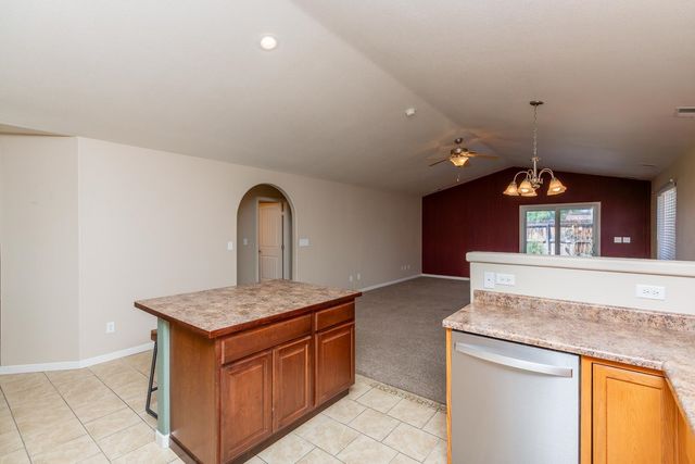 555 Acacia Avenue, Grand Junction, CO 81504