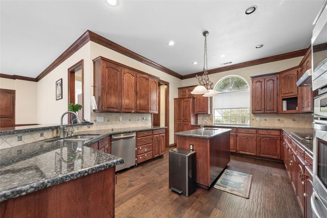 6504 Myrtle Beach Drive, Plano, TX 75093