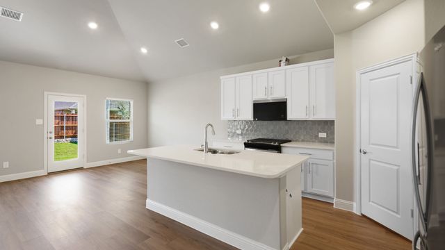 2213 Currents Road, Princeton, TX 75407