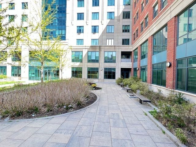 1 Nassau St 2108, Boston, MA 02111