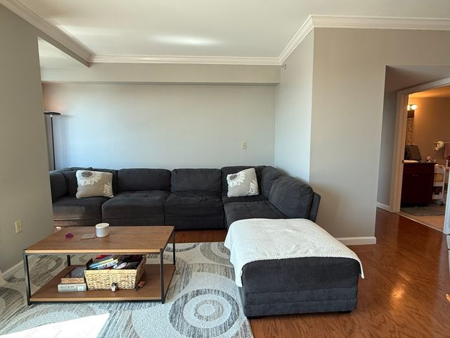 1 Nassau St 2108, Boston, MA 02111